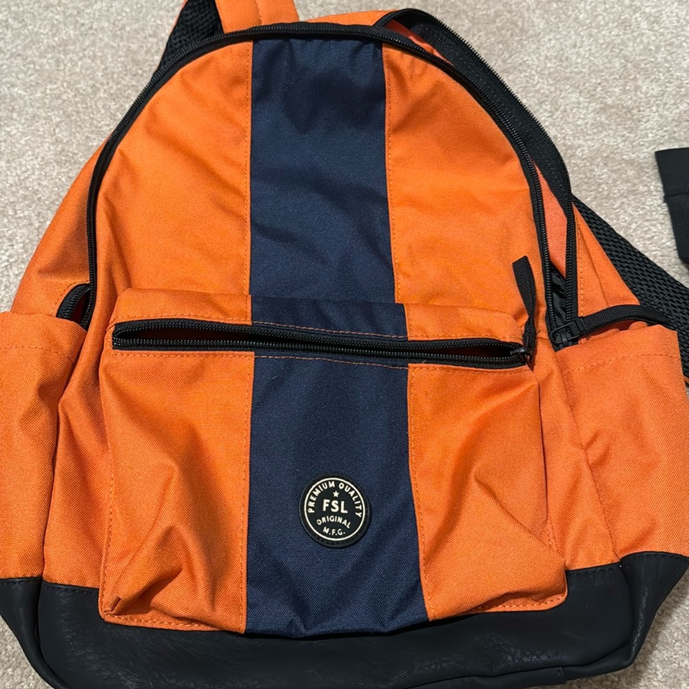 NWT Fossil back pack brand new not used